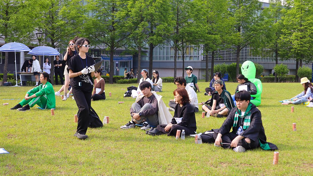 가장 조용한 전쟁, 그 치열한 집중의 순간, 제1회 인천대학교 멍때리기 대회 성료 대표이미지